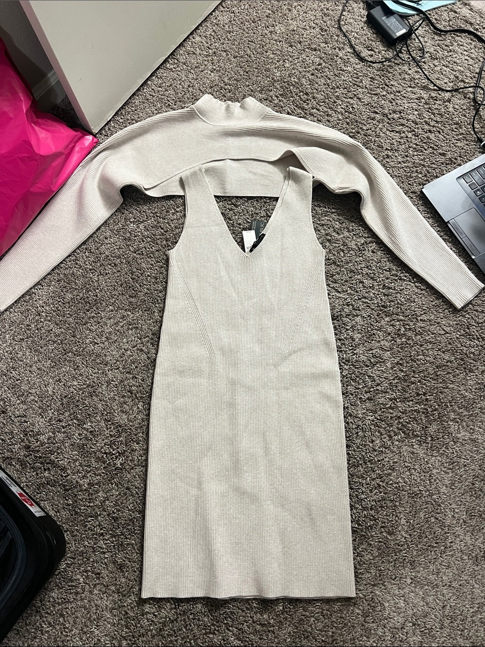 Banana Republic Cream Long Sleeve Knit Cutout Bodycon Dress
